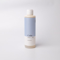 Cutis Essence-Toner Προσώπου με Ανθόνερο Γεράνι, Γλυκερίνη, Πανθενόλη, ‘Ελαιο Ρυζιού και Υαλουρονικό Οξύ200ml