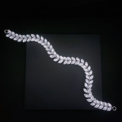 Νυφικό Αξεσουάρ 0038 με Zircon 30cm Νυφικό Αξεσουάρ 0038 με Zircon 30cm