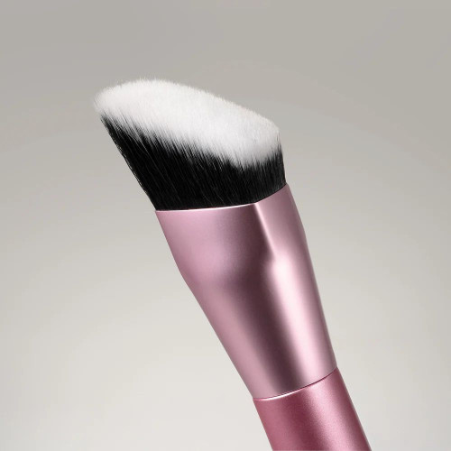 Real Techniques Cheek Hugging Contour Brush 1124