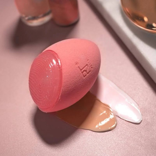 Real Techniques Miracle Mixing Sponge