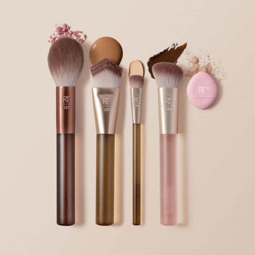 Real Techniques New Nudes 2.0 Blurred Base Kit 1082
